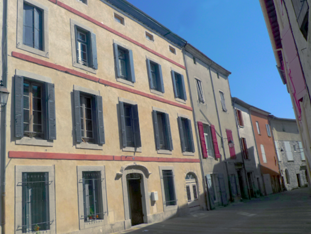 thiss image links to the english translation of Alexander Dumas' story about the Marquise de Ganges